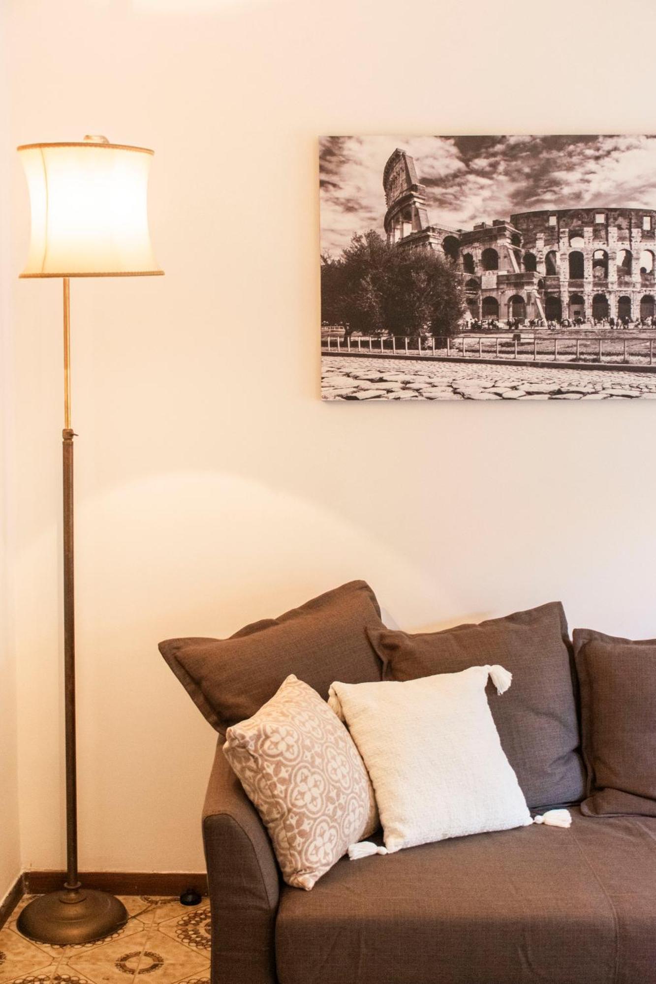 El Meskiny Apartamento Roma